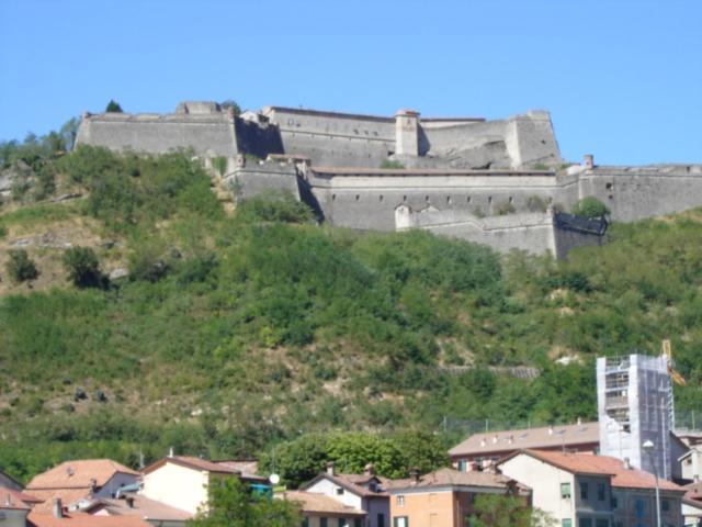 Casa vacanza Pegrini nel centro storico di Gavi Esterno foto