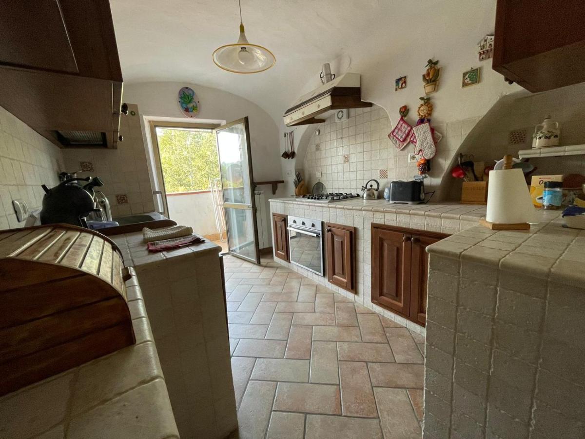 Casa vacanza Pegrini nel centro storico di Gavi Esterno foto